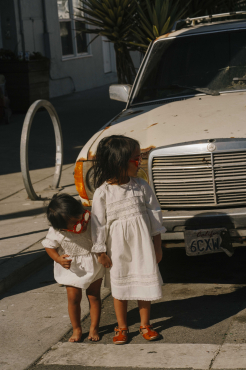 Soeurs en blanc