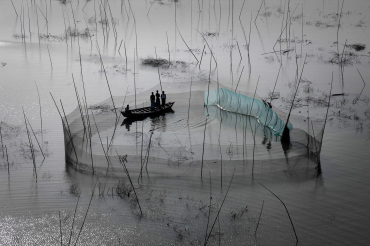 Bangladesh, 23°43’ N, 90°20’ E
