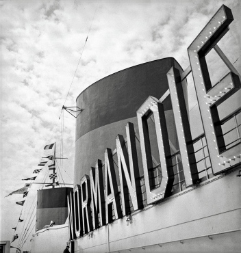 L'enseigne Normandie, Le Havre-New York, 1935