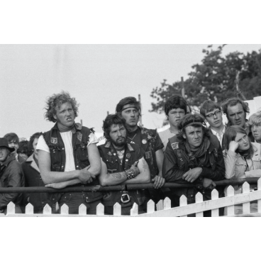 Hippies pendant un concert lors du Festival de l'Île de Wight en 1969