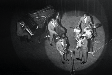 Art Blakey et les Jazz Messengers en concert à l'Olympia