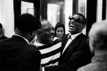 Count Basie et Ray Charles lors du Festival D'Antibes Juan Les Pins