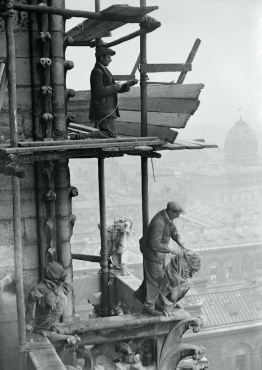 Les chimères de Notre-Dame de Paris, 1931
