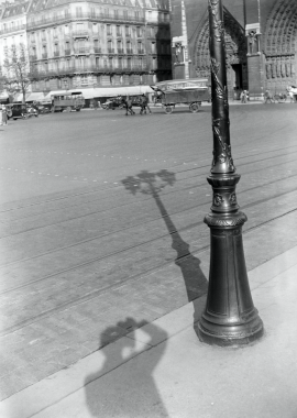 Le photographe, l’ombre et Notre-Dame, 1933