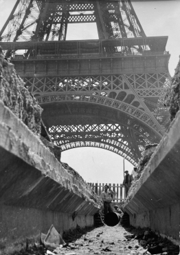 Vision insolite à la Tour Eiffel