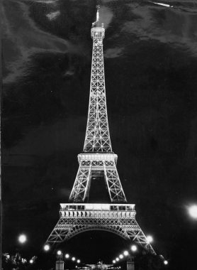 La Tour Eiffel a 75 ans, 1964
