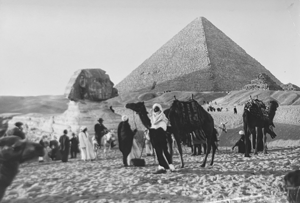 Décoration Murale Le Sphinx Et Les Pyramides De Gizeh - Plaque En Métal 30x40 Cm Pour Bar, Salon, Bureau