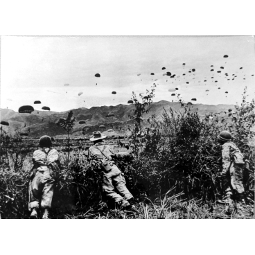 Parachutage monstre à Dien-Bien-Phu, 25 novembre 1953