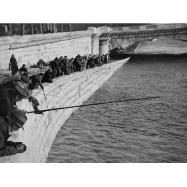 La crue de la Seine fait des heureux, 1948