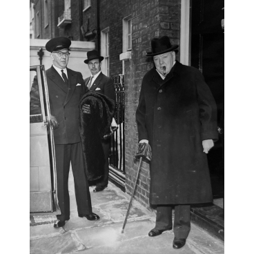 Churchill se rendant au Parlement à propos du budget