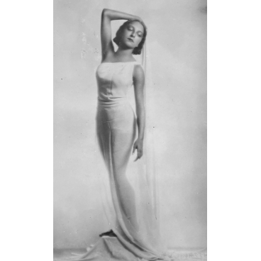Mussolini nomme la nouvelle danseuse étoile de la Scala