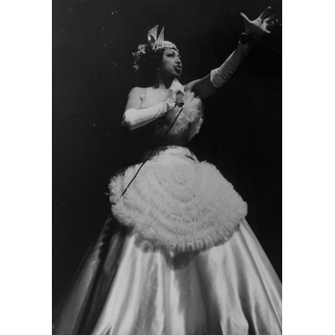 Rentrée triomphale pour Joséphine Baker, 1964
