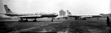 Avions soviétiques à l'aéroport de Londres, 1956