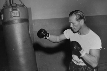Tony Zale se prépare pour combattre Marcel Cerdan, 1948