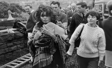Sophia Loren et Gregory Peck tournent un film dans le sud du Pays de Galles