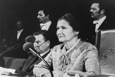 Simone Veil préside le Parlement européen, 1979